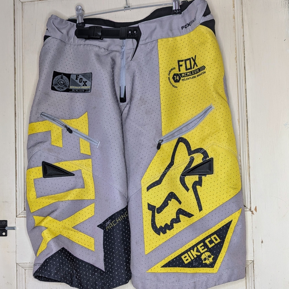 Fox Gray and Yellow Athletic Shorts with Performance Fabric